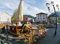 Eine kleine Rast am Stadtplatz in Mittersill