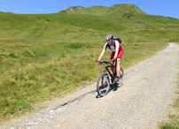 Schön zu fahrende Abfahrt ins Mühlbachtal